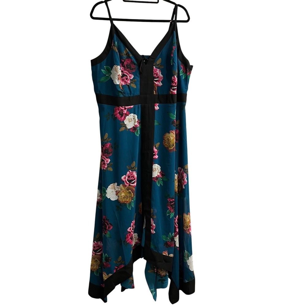 City Chic Dress Green Floral Chiffon Maxi L 20 Hankerchief Hem Smocked Event